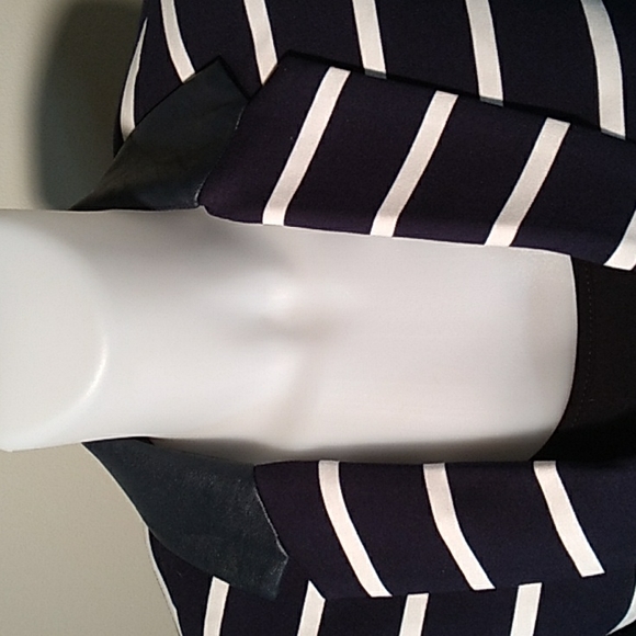 Sharp looking Navy White Blazer with Faux Leather Elbow Patchs and Collar - Picture 3 of 11